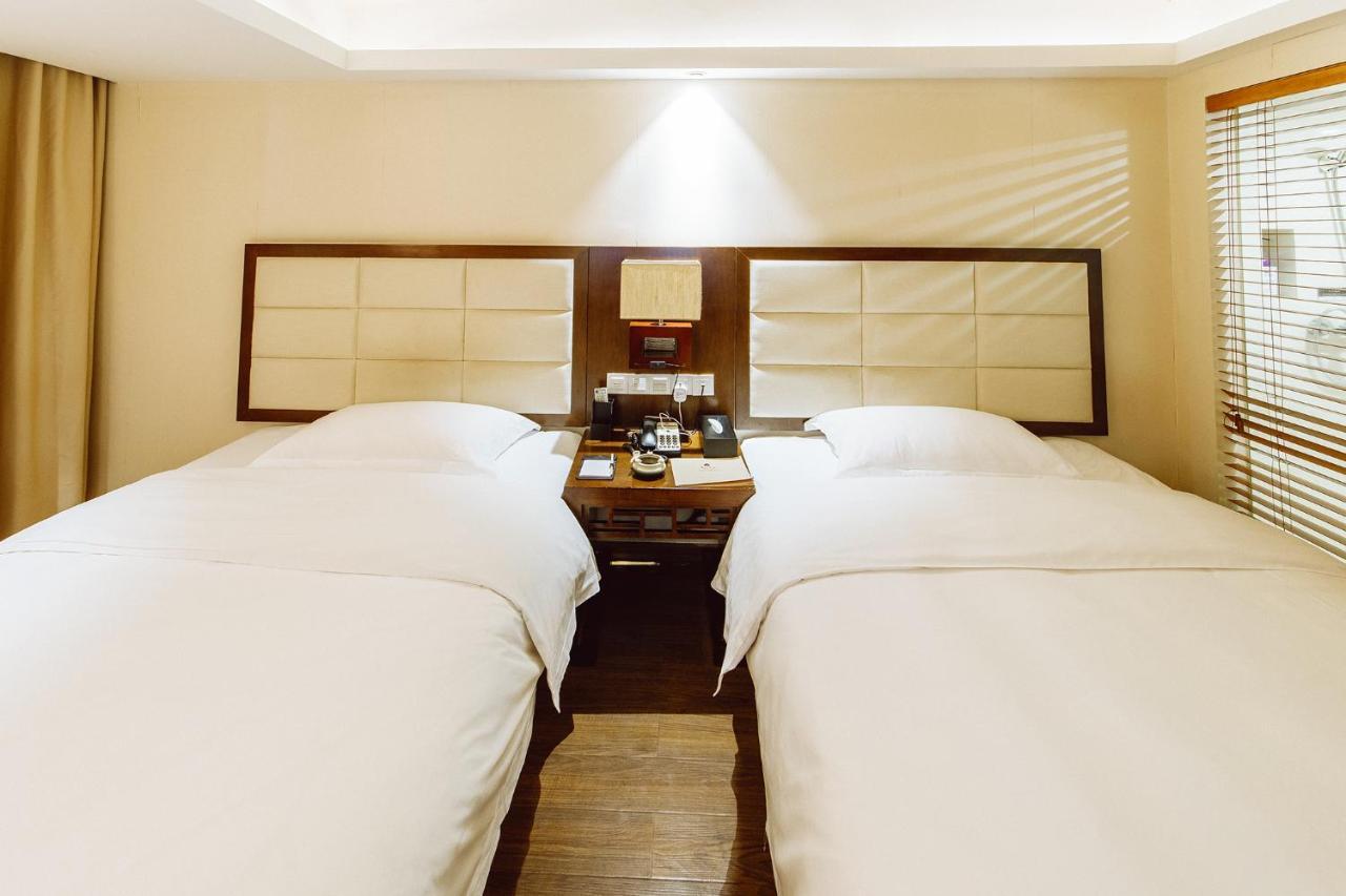 Oriental Hotel Zhangmutou ภายนอก รูปภาพ