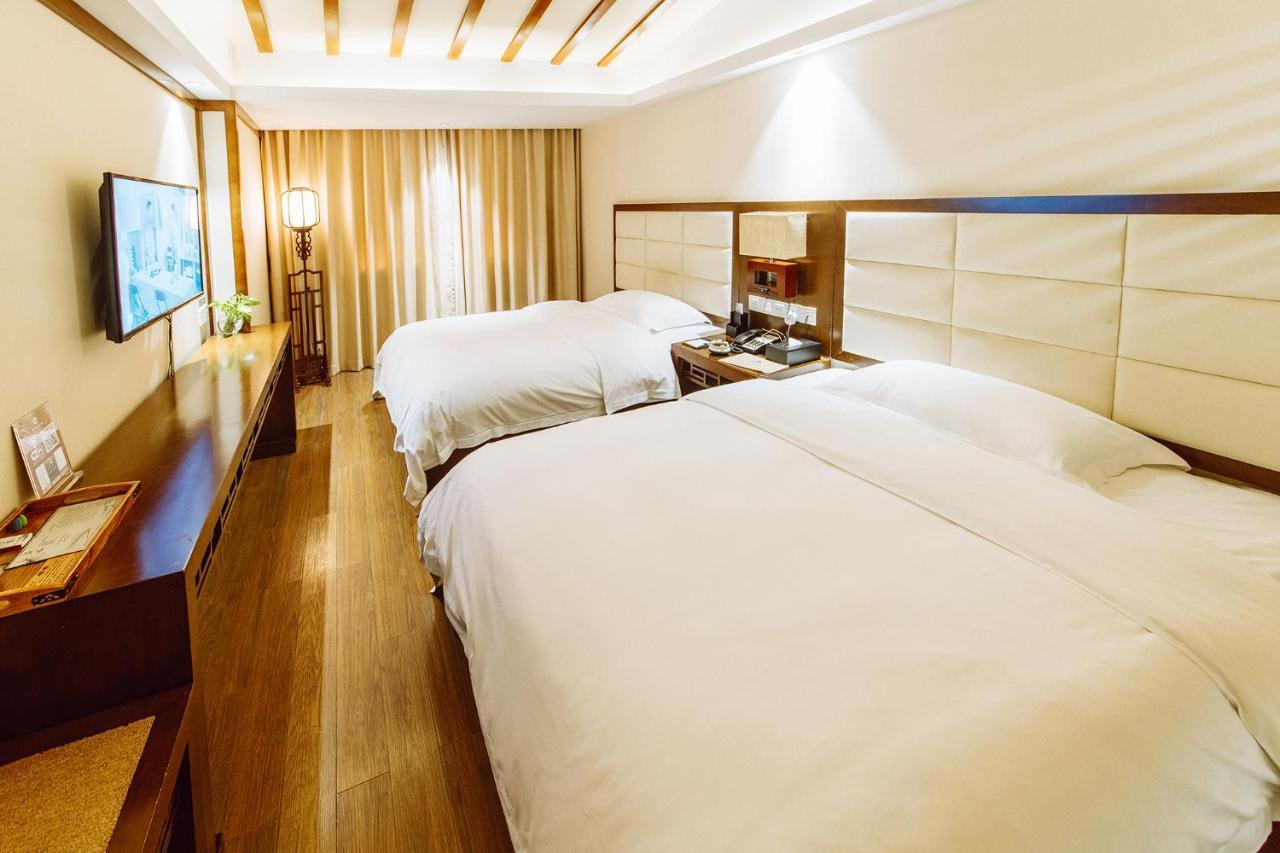 Oriental Hotel Zhangmutou ภายนอก รูปภาพ